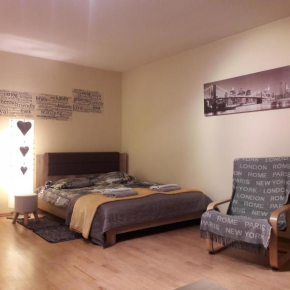 Отель NYC Apartment  Краков